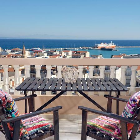 Three Graces Zakynthos Town Apartment ภายนอก รูปภาพ