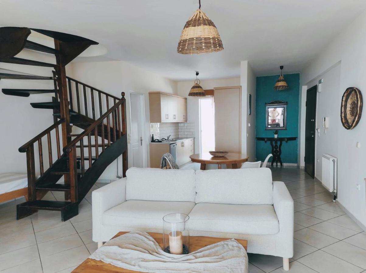 Three Graces Zakynthos Town Apartment ภายนอก รูปภาพ