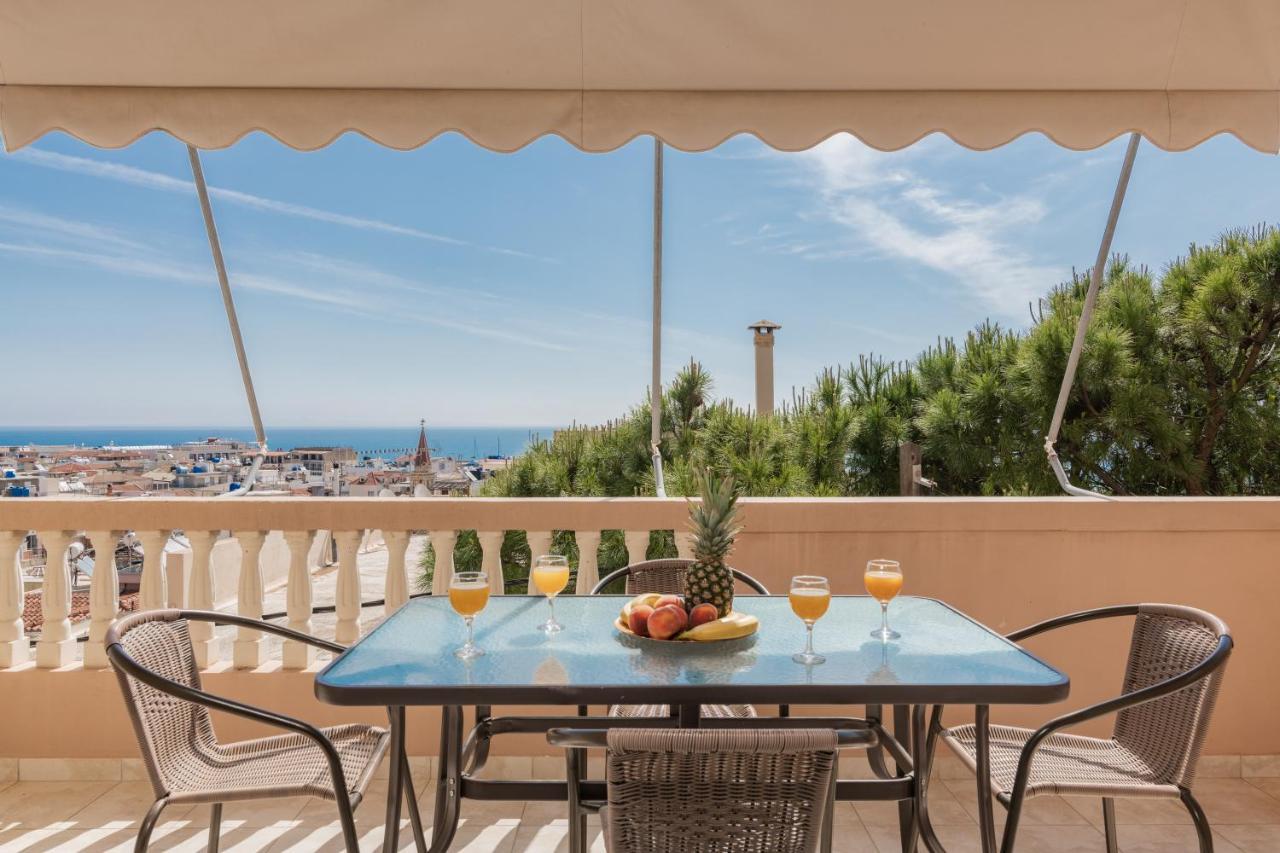 Three Graces Zakynthos Town Apartment ภายนอก รูปภาพ