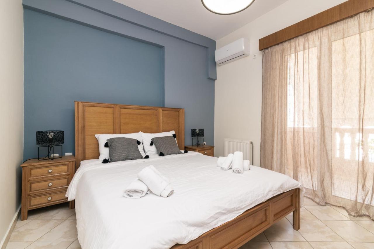 Three Graces Zakynthos Town Apartment ภายนอก รูปภาพ