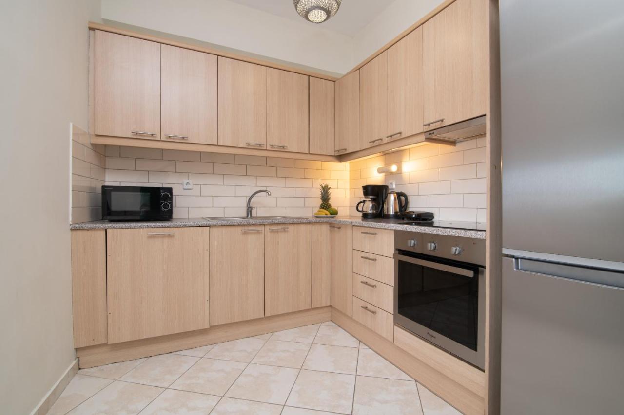 Three Graces Zakynthos Town Apartment ภายนอก รูปภาพ