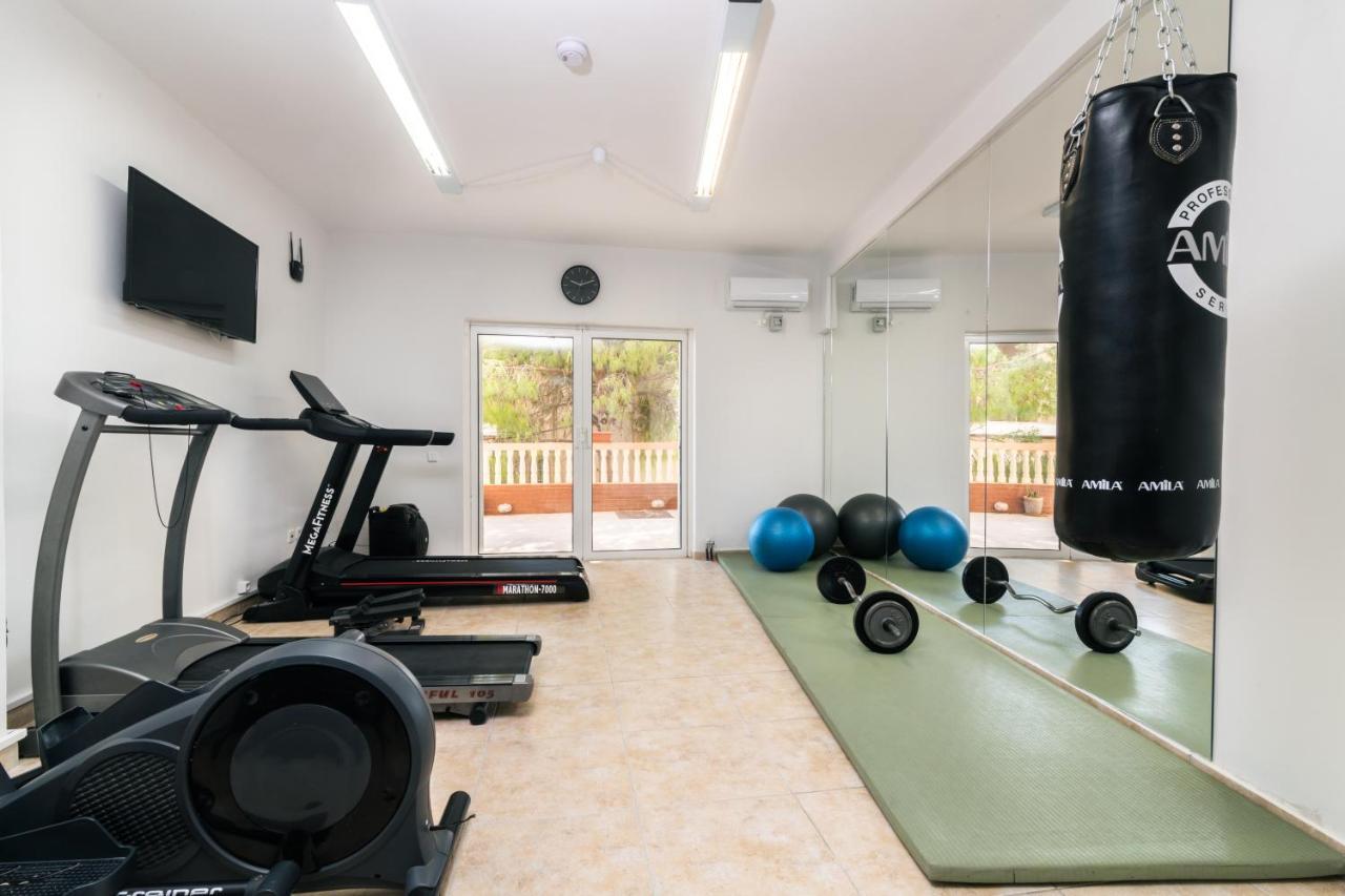 Three Graces Zakynthos Town Apartment ภายนอก รูปภาพ