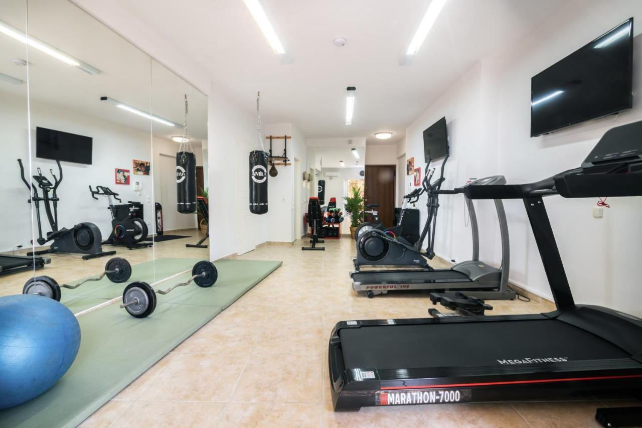 Three Graces Zakynthos Town Apartment ภายนอก รูปภาพ