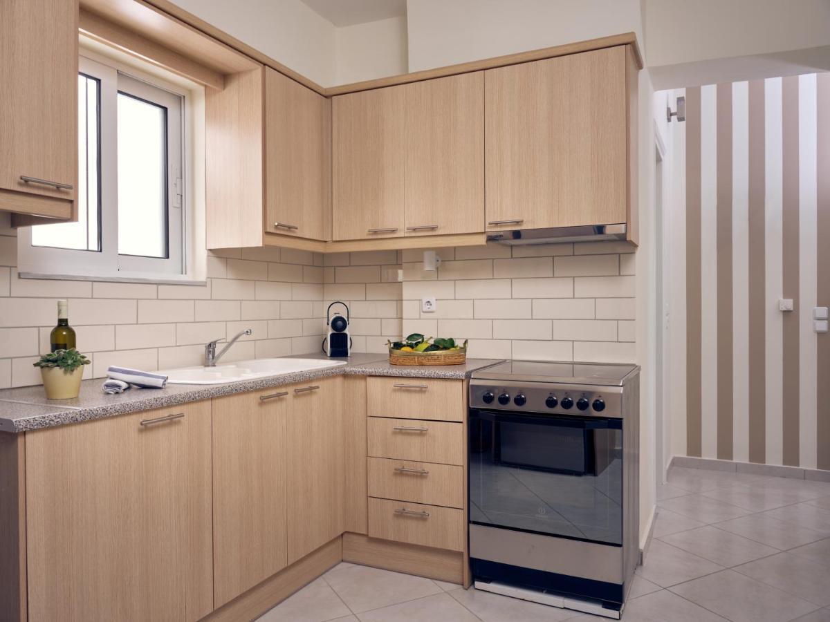 Three Graces Zakynthos Town Apartment ภายนอก รูปภาพ
